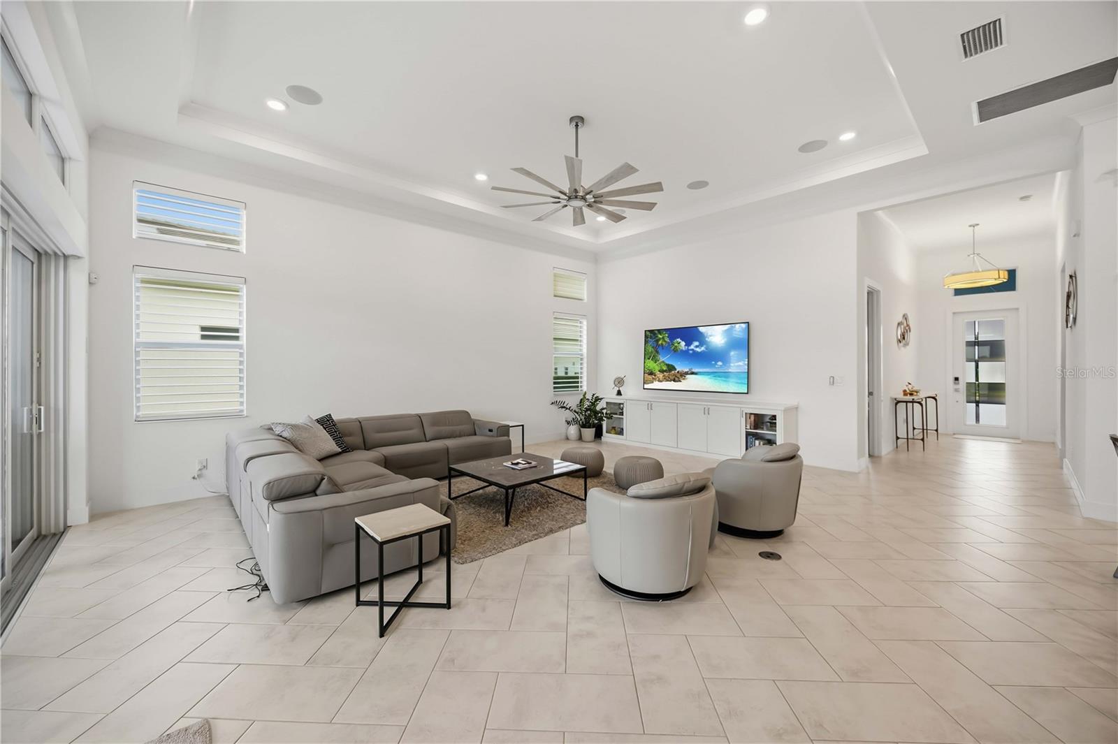 8110 REDONDA LOOP, Bradenton, FL 34202