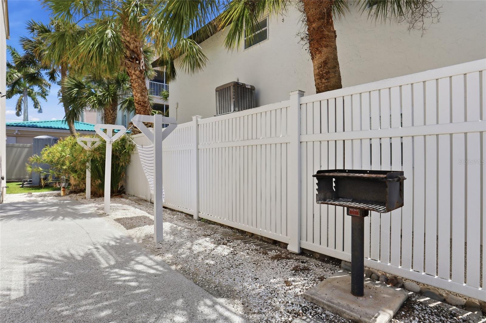 5950 MIDNIGHT PASS ROAD, #101, Sarasota, FL 34242