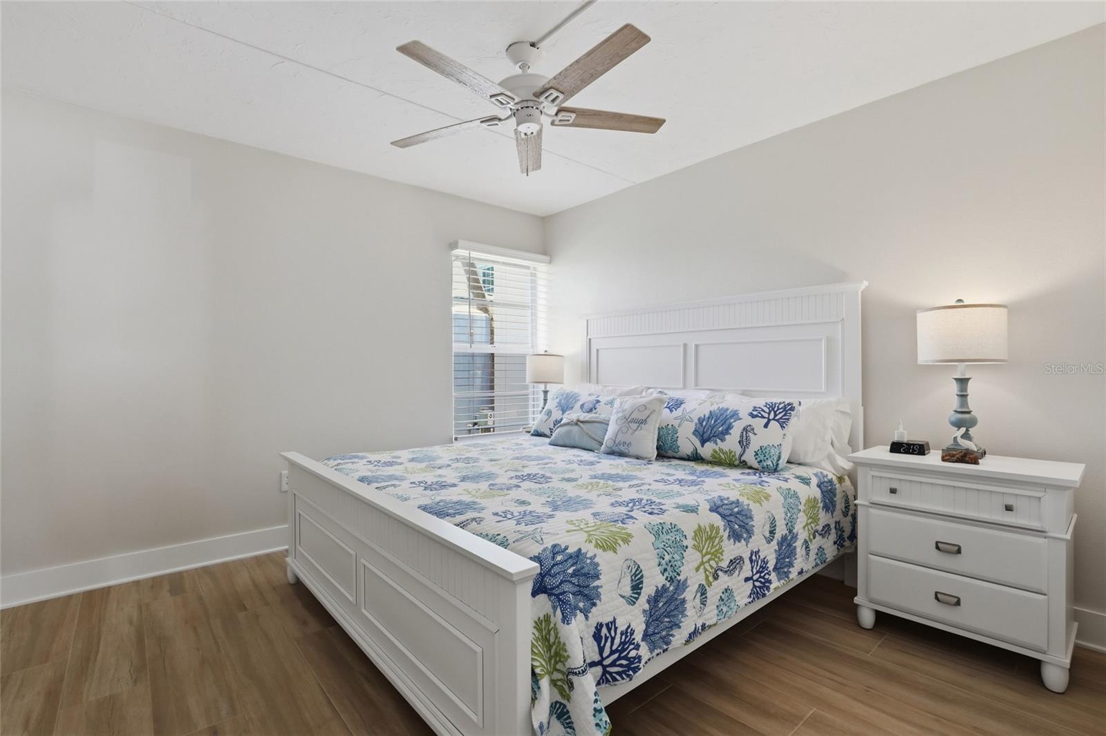 5950 MIDNIGHT PASS ROAD, #101, Sarasota, FL 34242