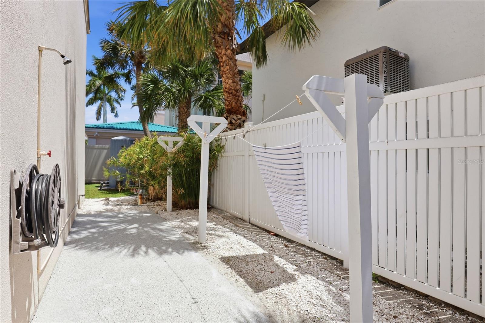 5950 MIDNIGHT PASS ROAD, #101, Sarasota, FL 34242