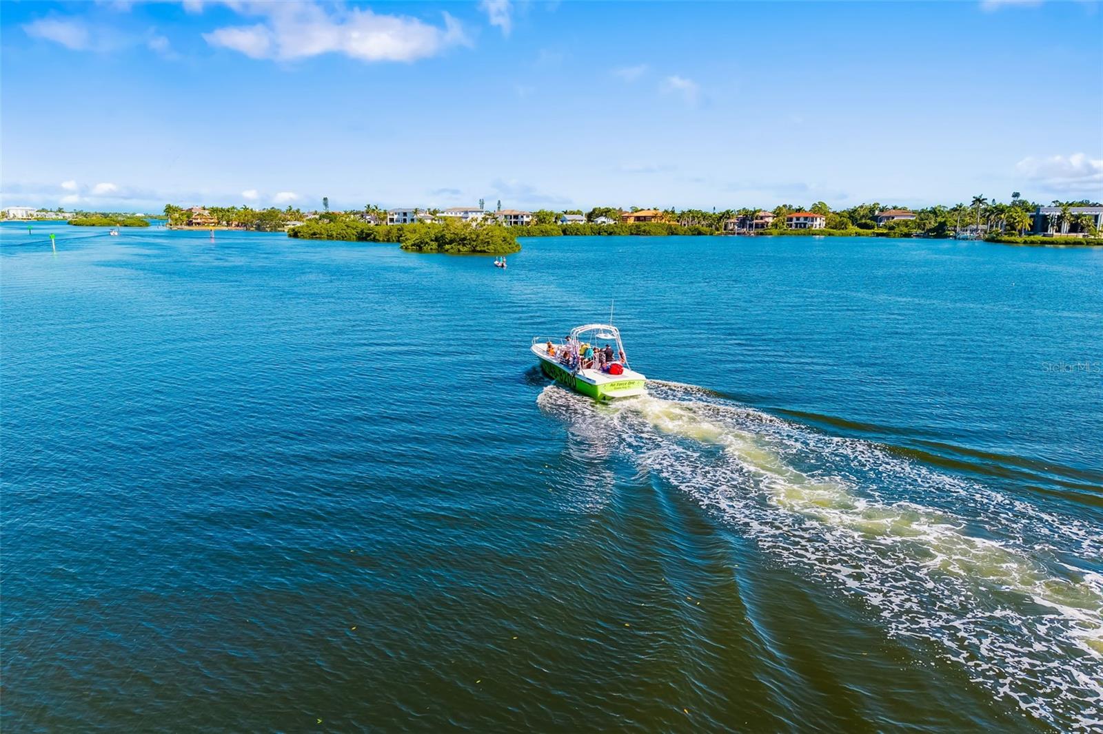 5950 MIDNIGHT PASS ROAD, #101, Sarasota, FL 34242