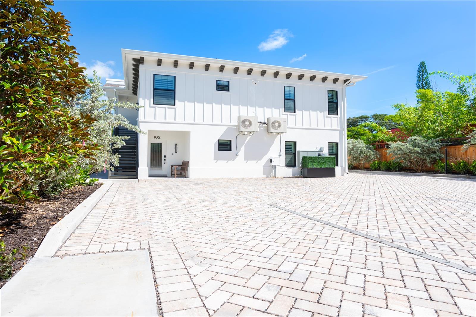 1234 15TH STREET, Sarasota, FL 34236