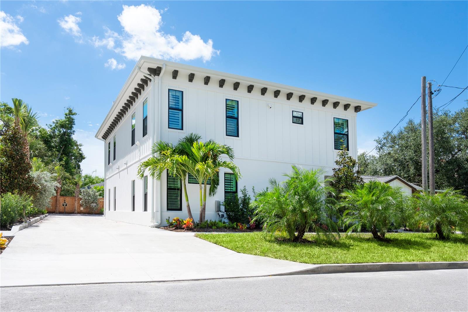 1234 15TH STREET, Sarasota, FL 34236