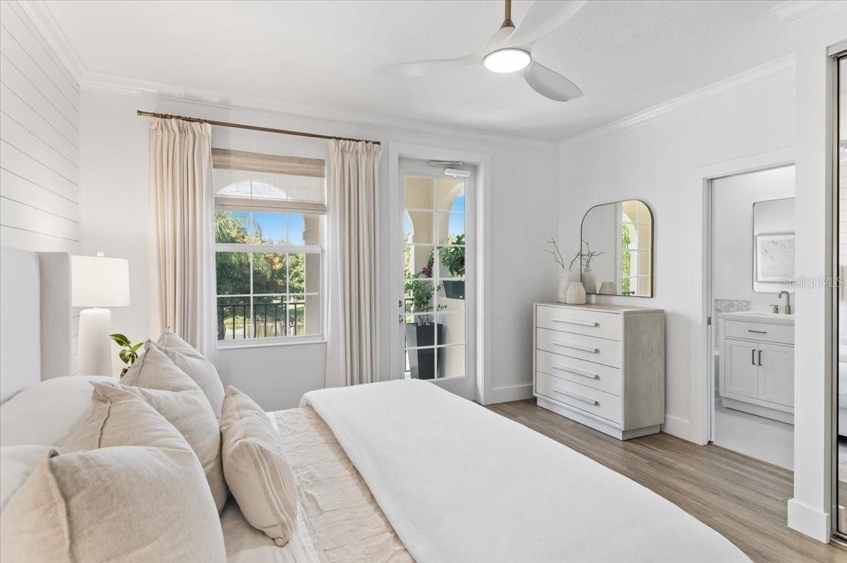1523 NAPOLI DRIVE E, Sarasota, FL 34232