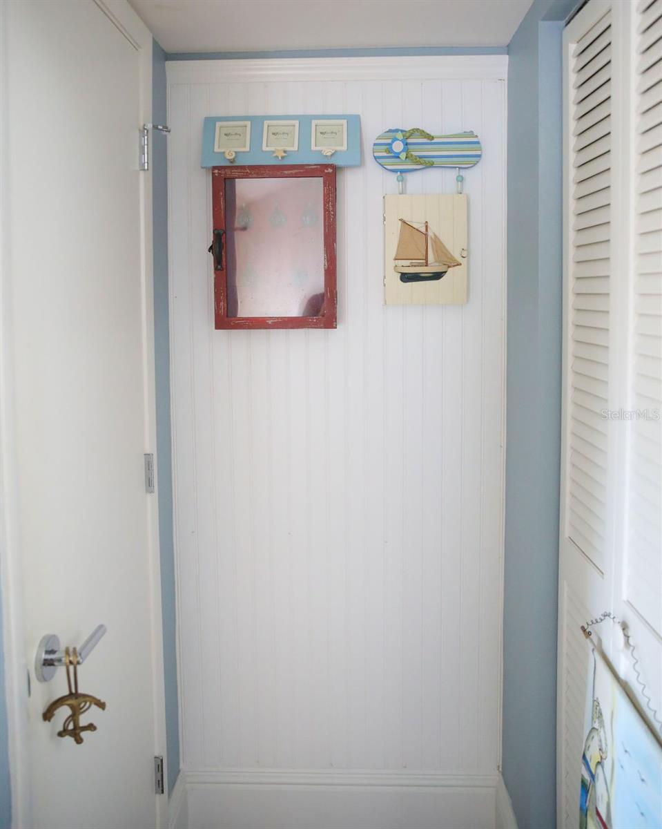 4543 FOREST WOOD TRAIL, #33, Sarasota, FL 34241