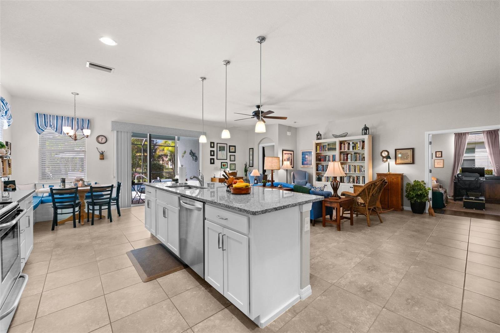 7813 BIRDIE BEND WAY, Sarasota, FL 34241