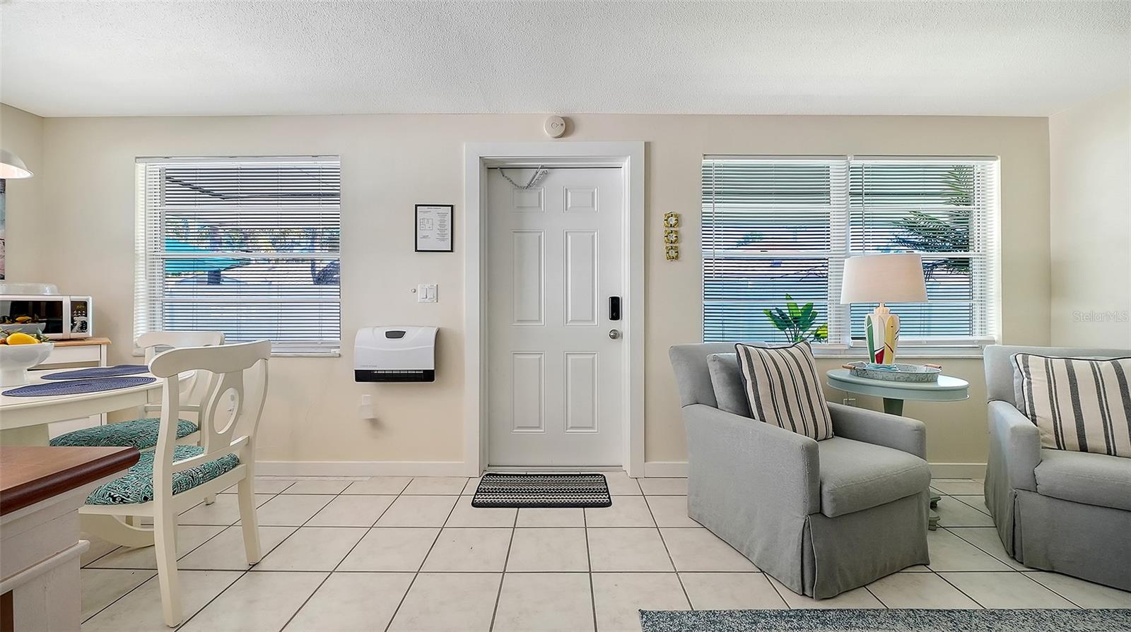212 66TH STREET, Holmes Beach, FL 34217