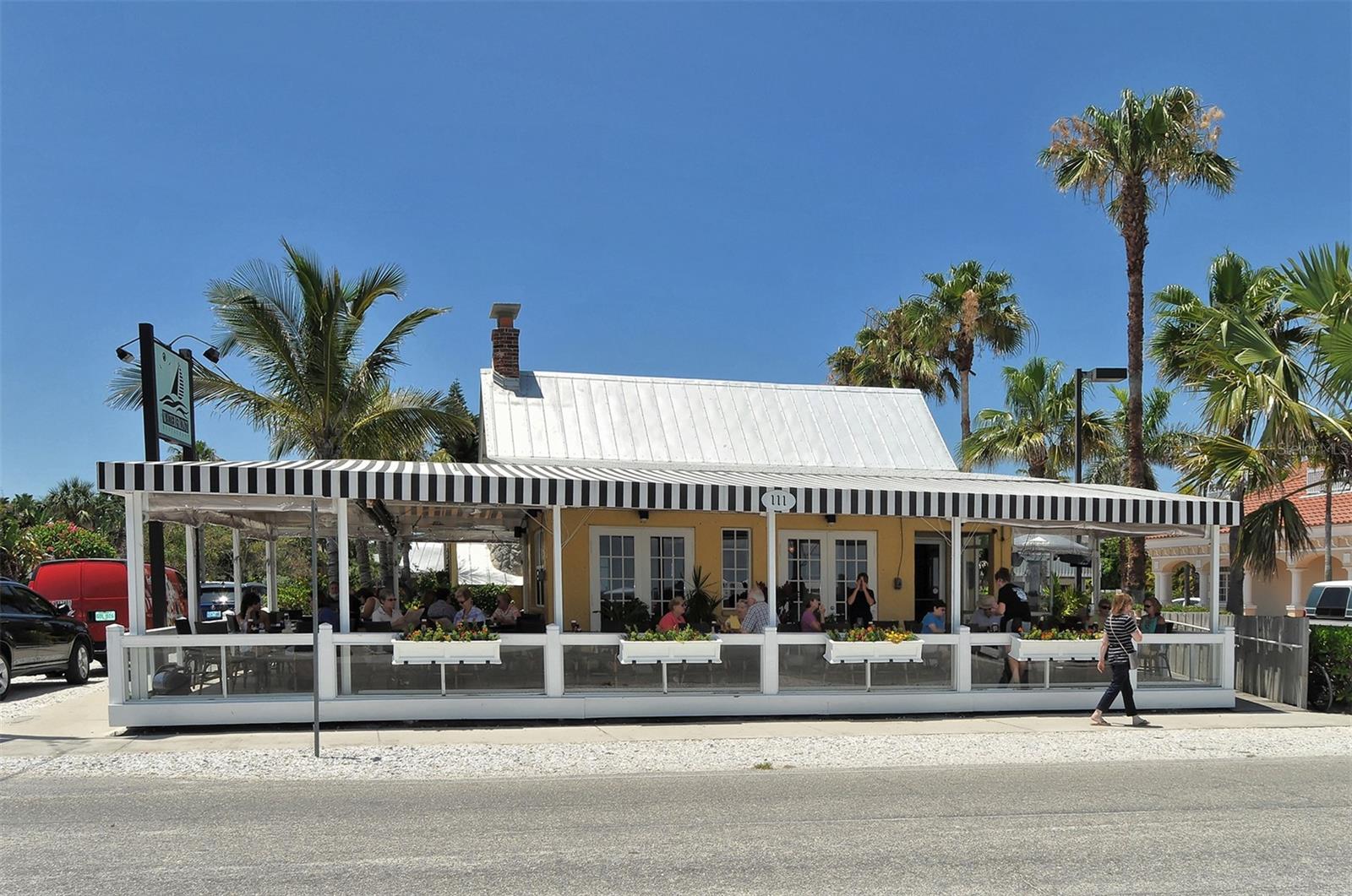212 66TH STREET, Holmes Beach, FL 34217