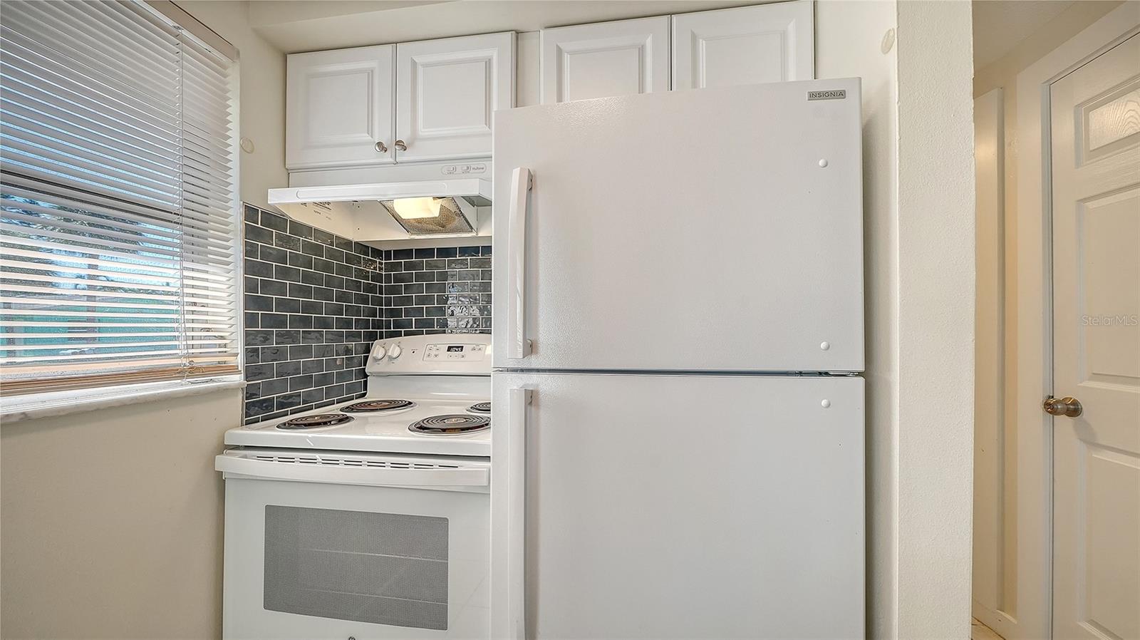 212 66TH STREET, Holmes Beach, FL 34217