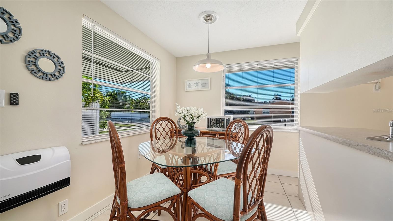 212 66TH STREET, Holmes Beach, FL 34217