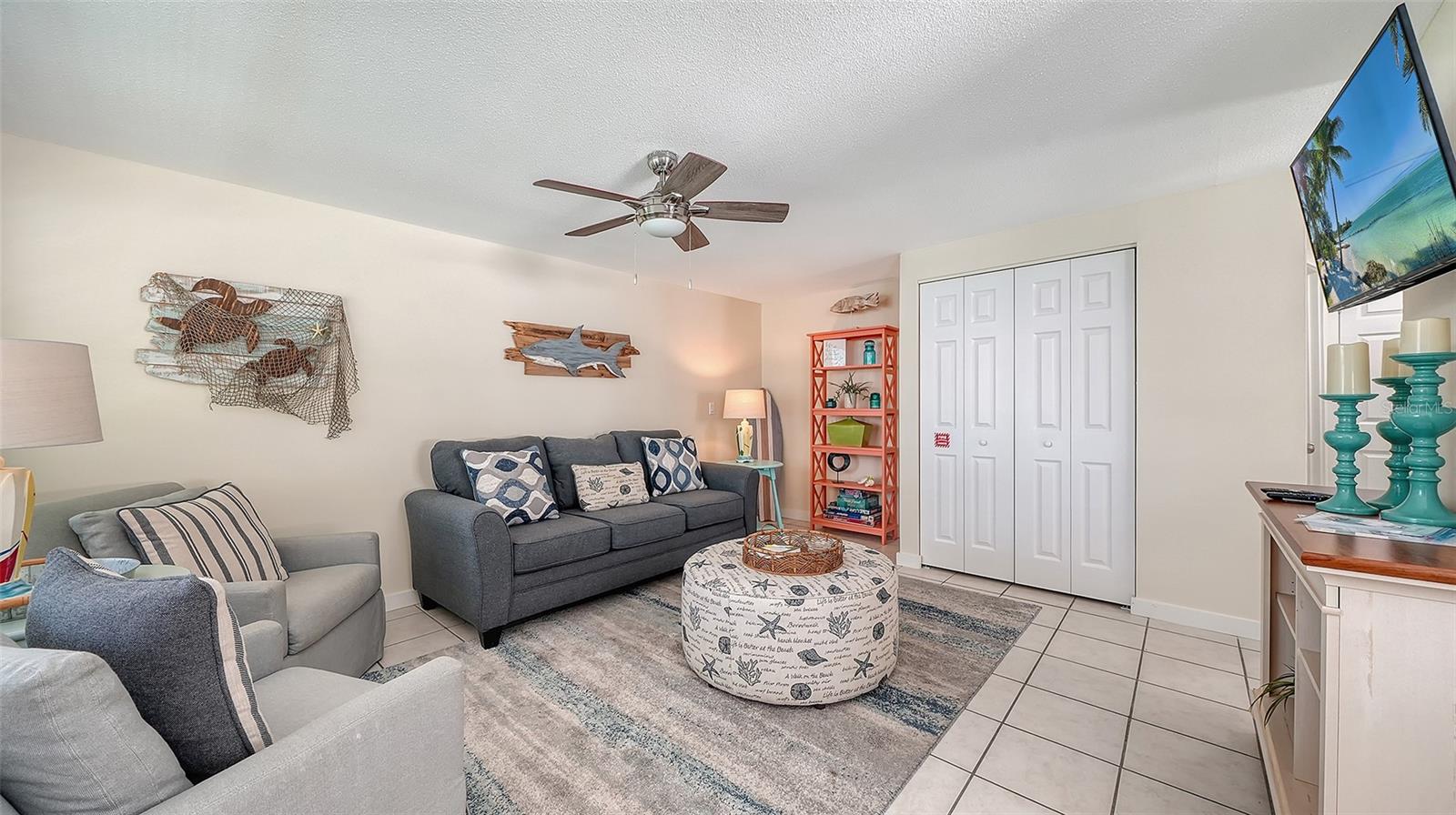 212 66TH STREET, Holmes Beach, FL 34217