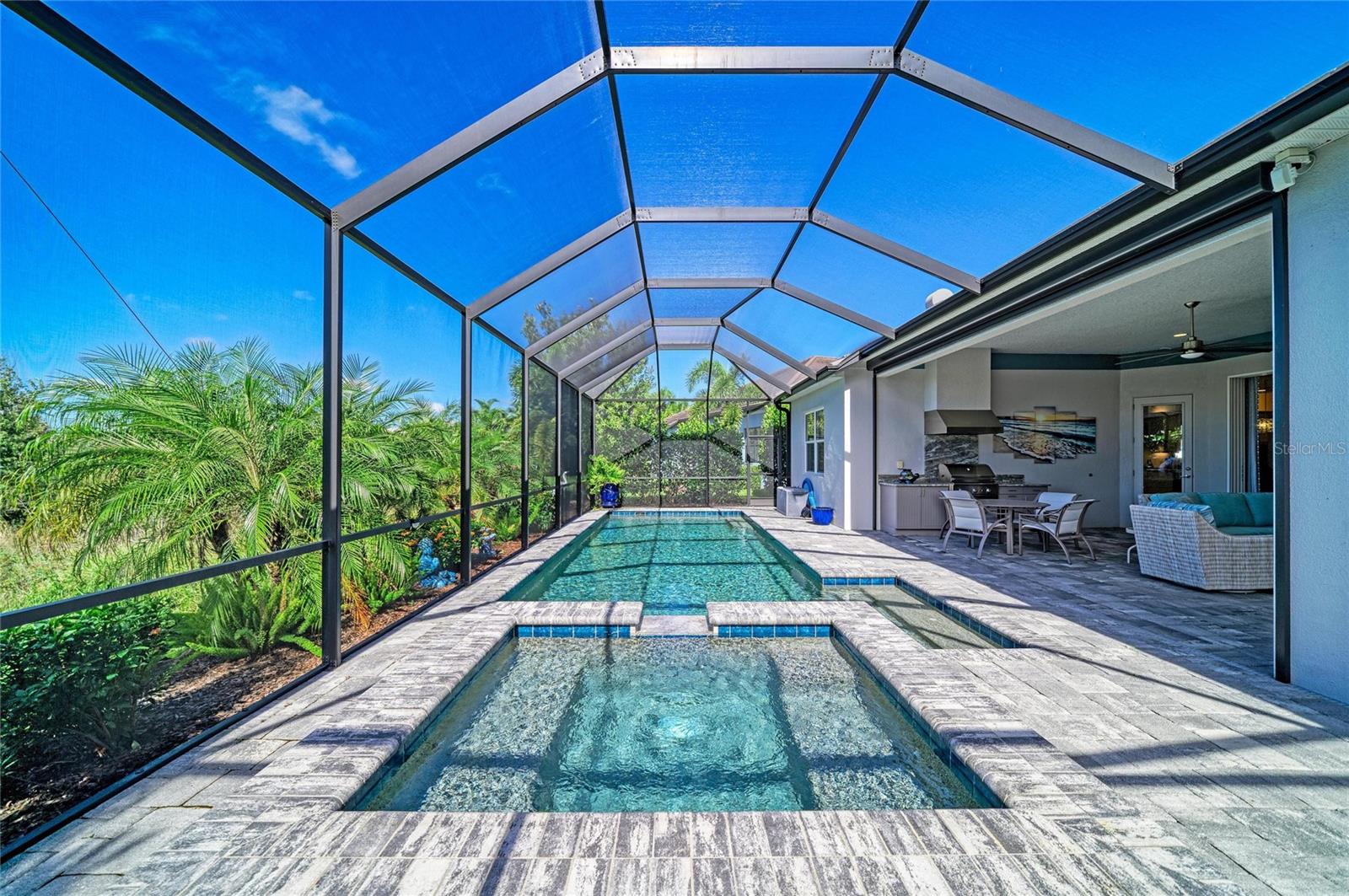 8269 GRANDE SHORES DRIVE, Sarasota, FL 34240