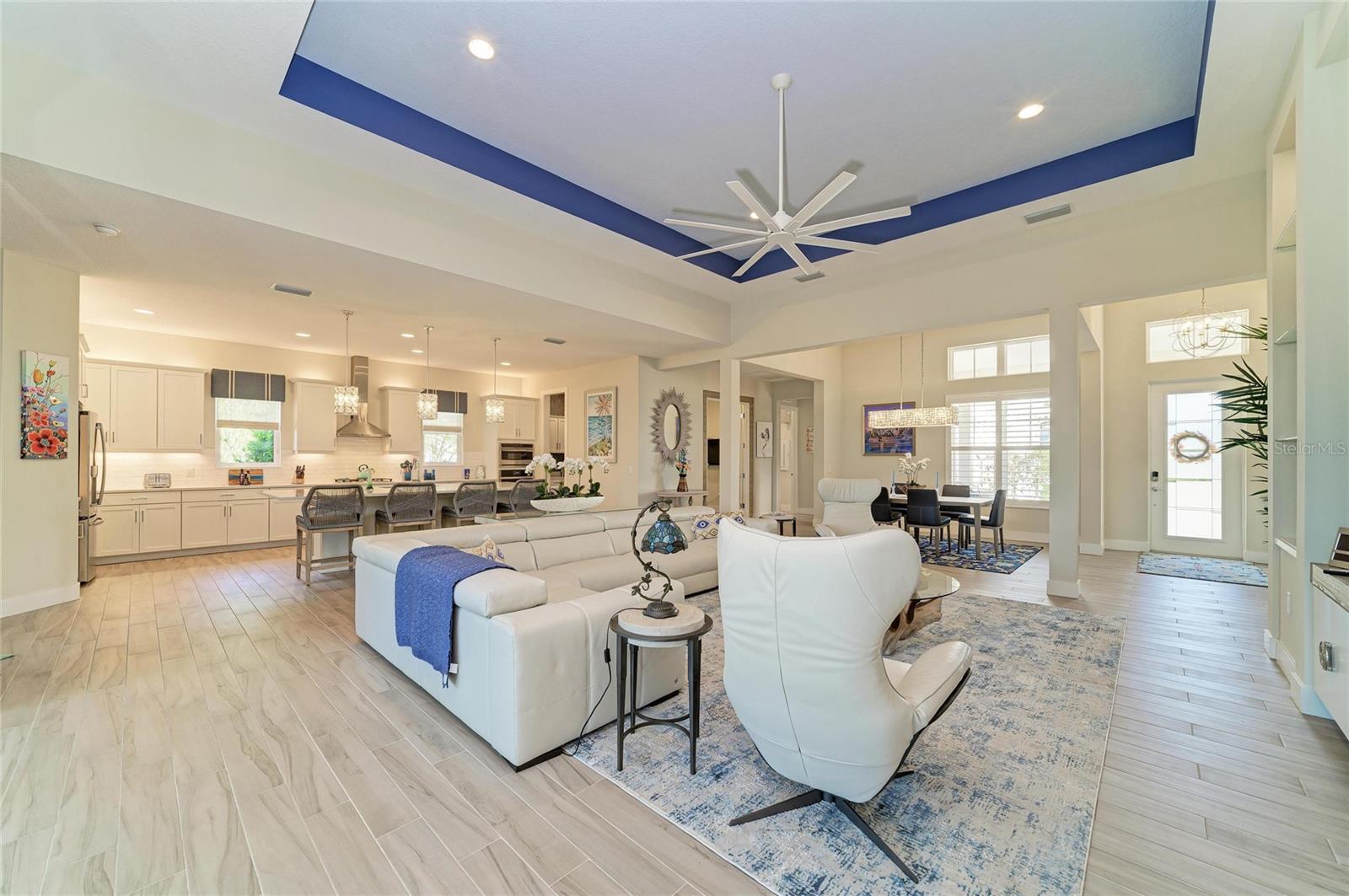 8269 GRANDE SHORES DRIVE, Sarasota, FL 34240