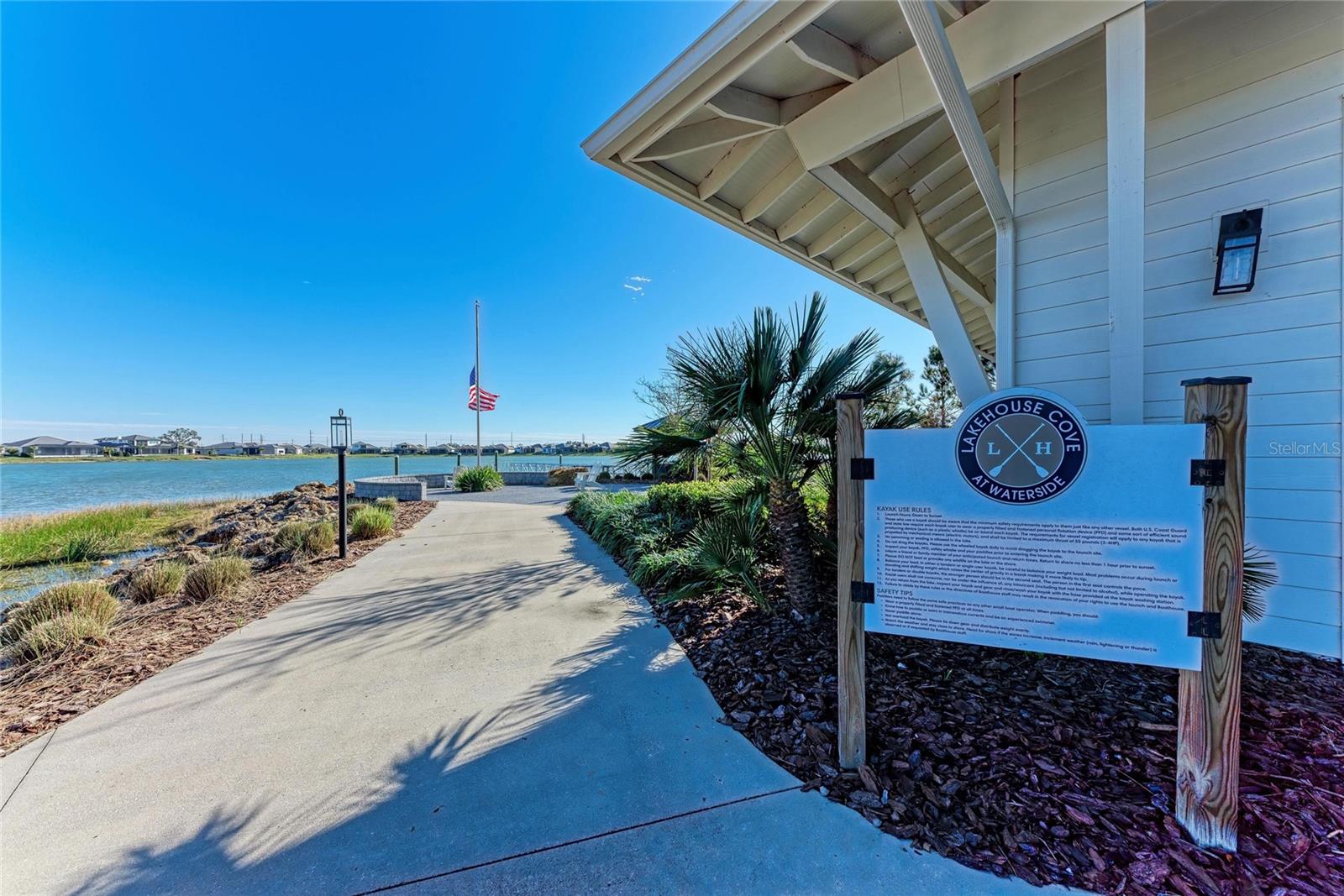8269 GRANDE SHORES DRIVE, Sarasota, FL 34240