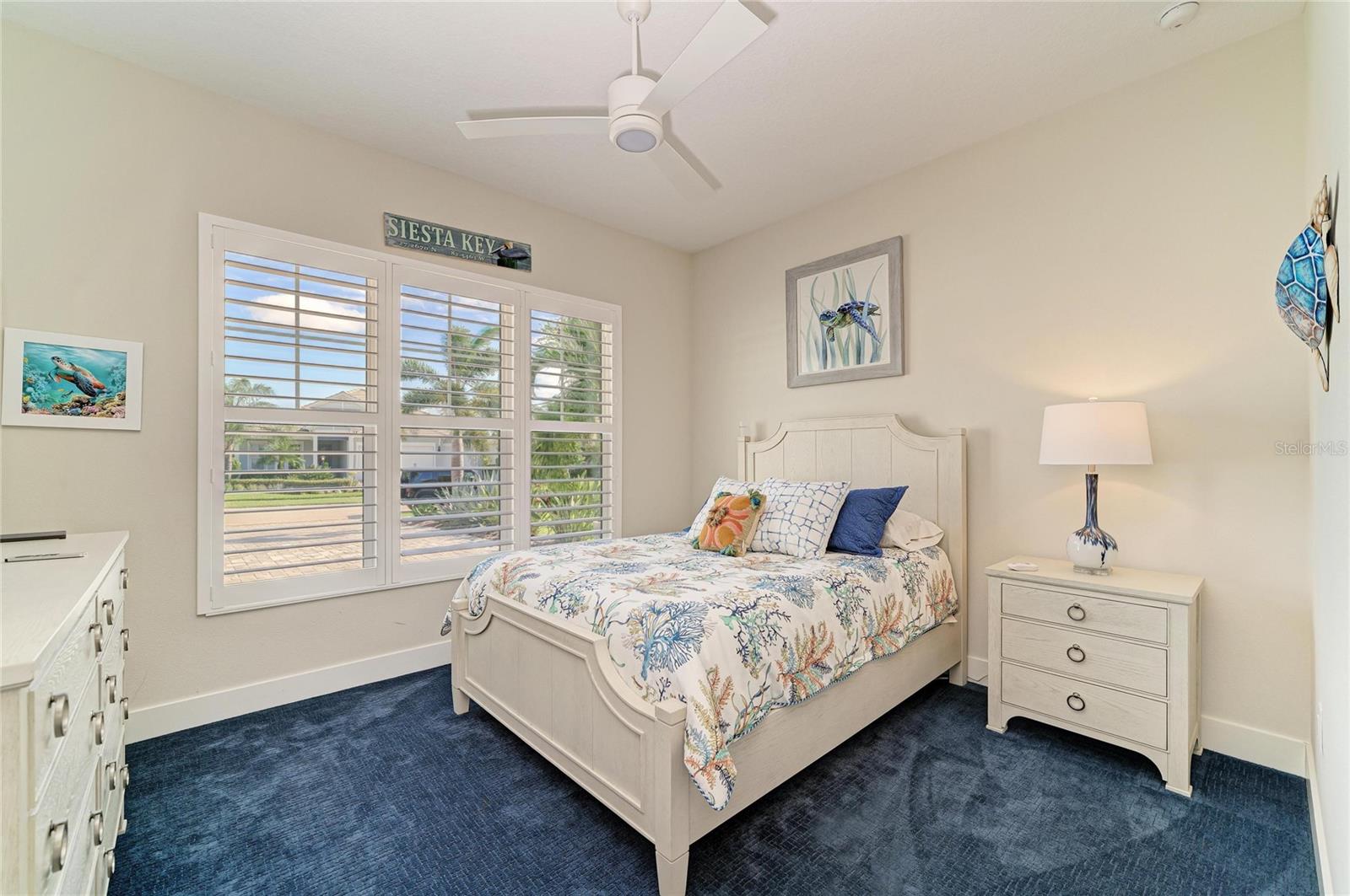8269 GRANDE SHORES DRIVE, Sarasota, FL 34240