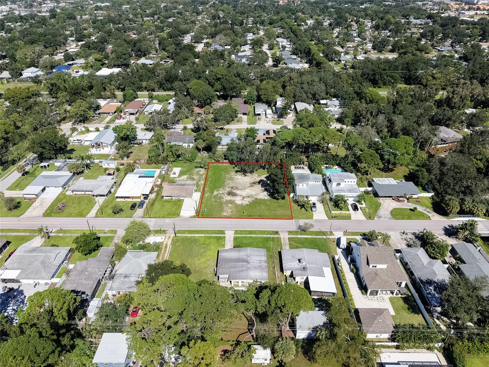 2555 WOOD STREET, Sarasota, FL 34237