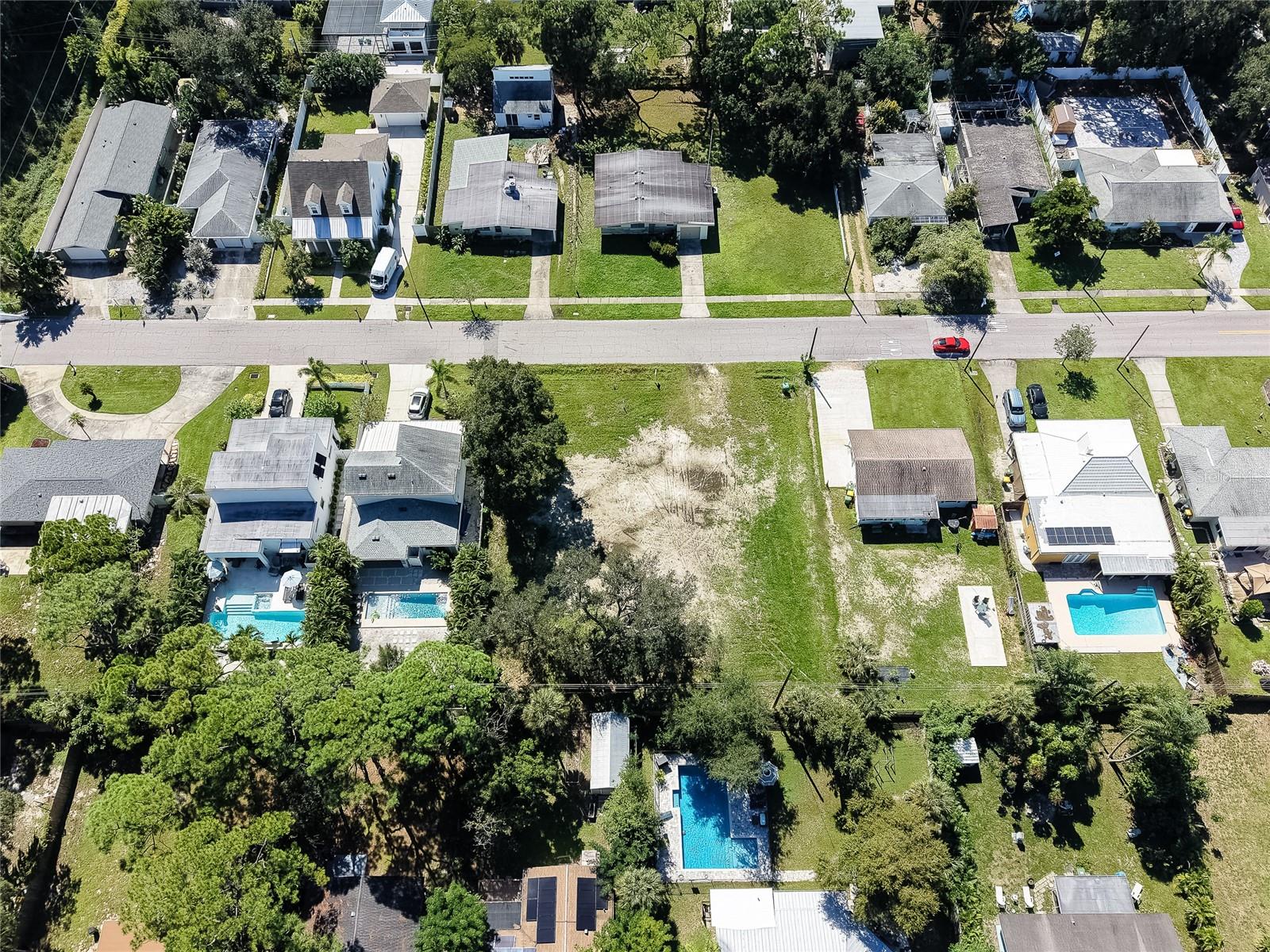 2555 WOOD STREET, Sarasota, FL 34237