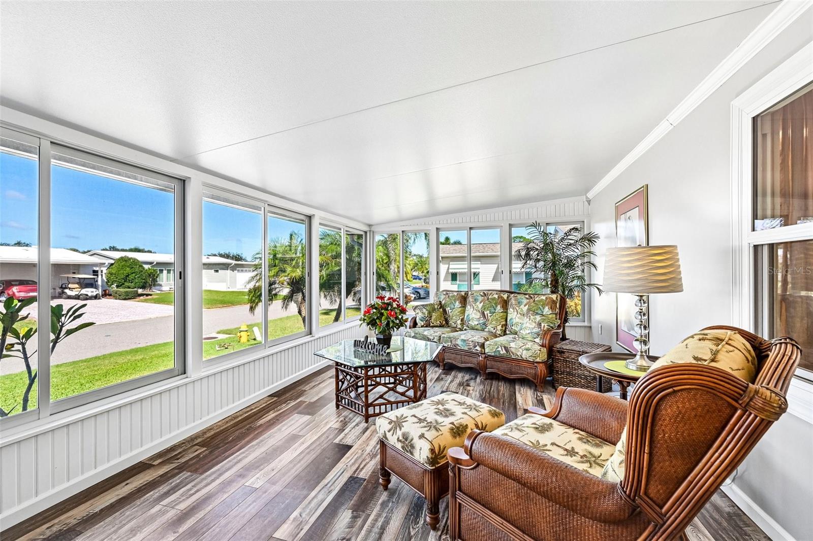 Front Lanai