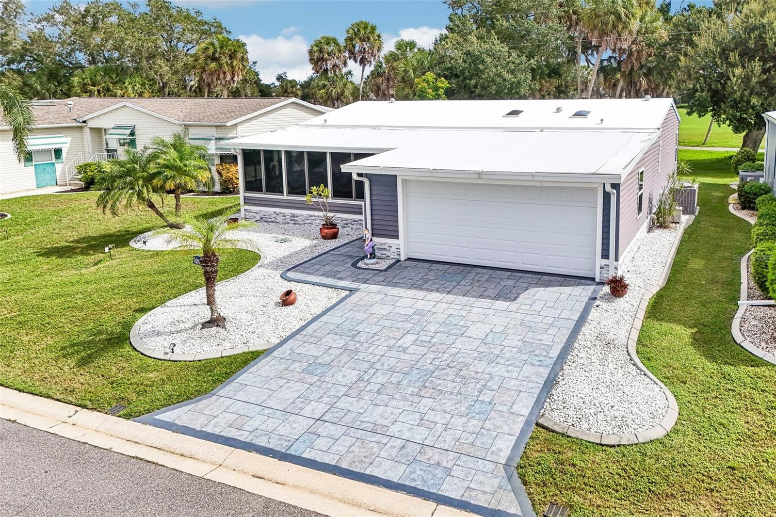 Garage & Driveway