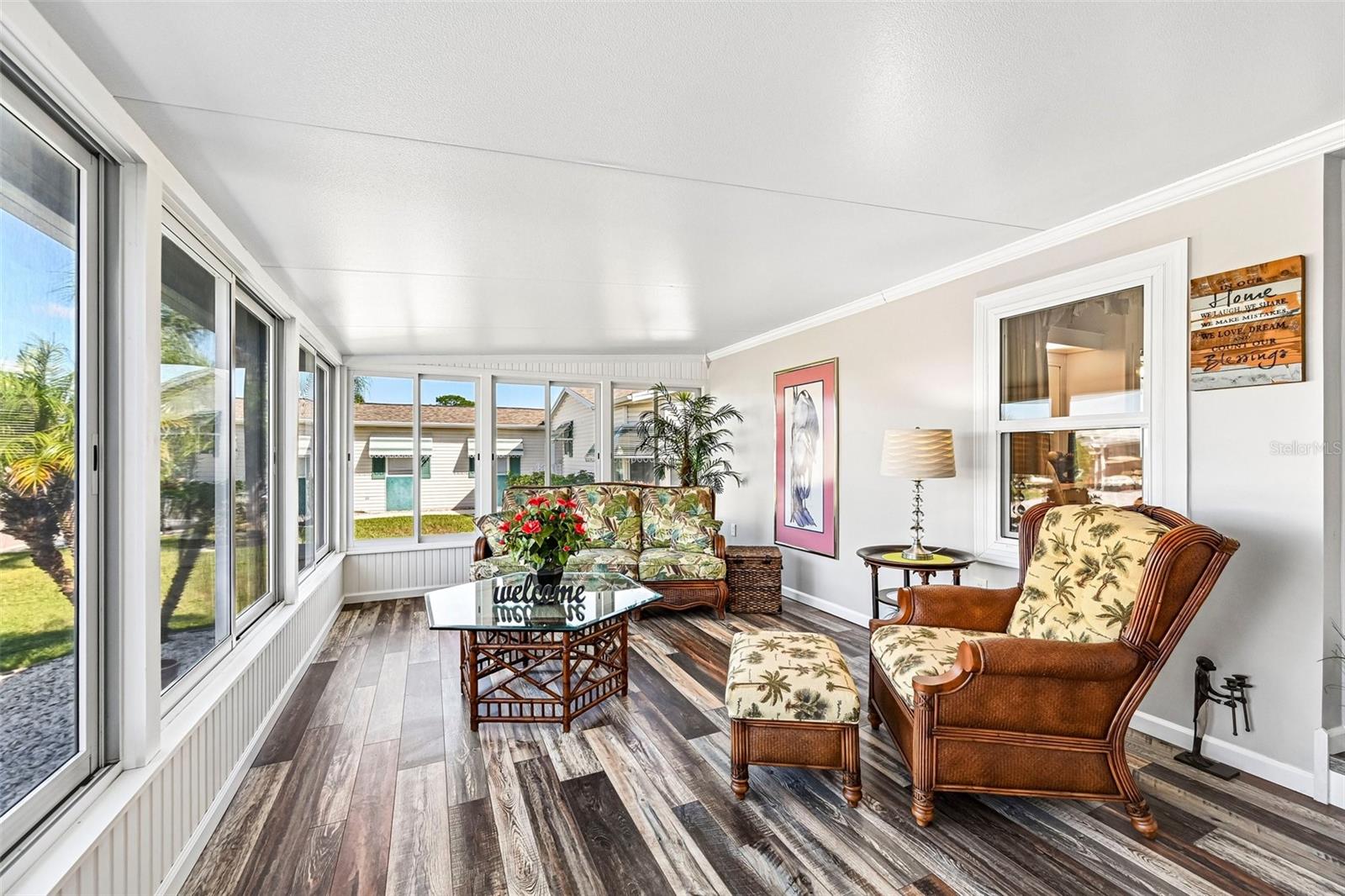 Front Lanai