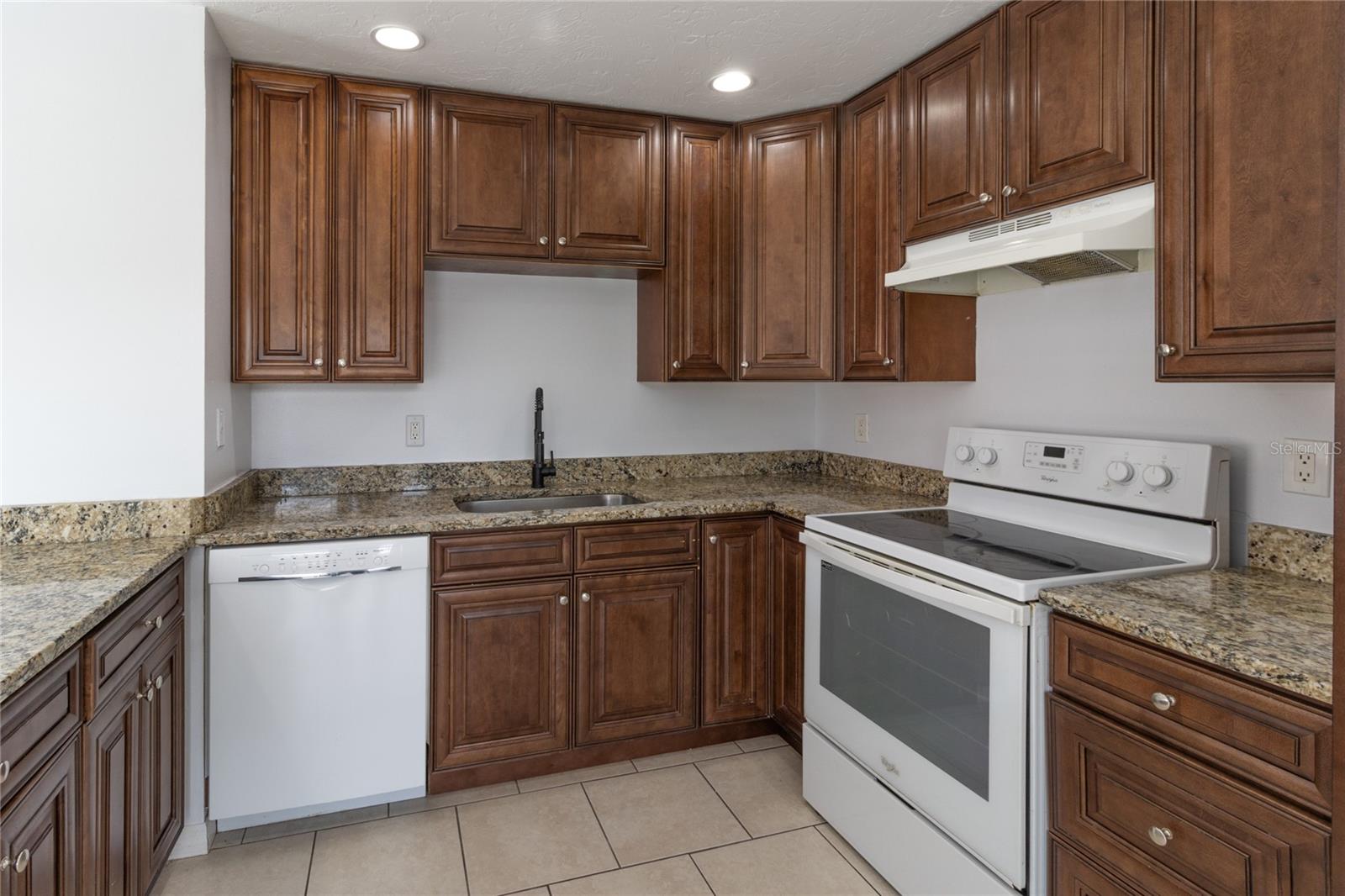7013 BRENTFORD ROAD, Sarasota, FL 34241