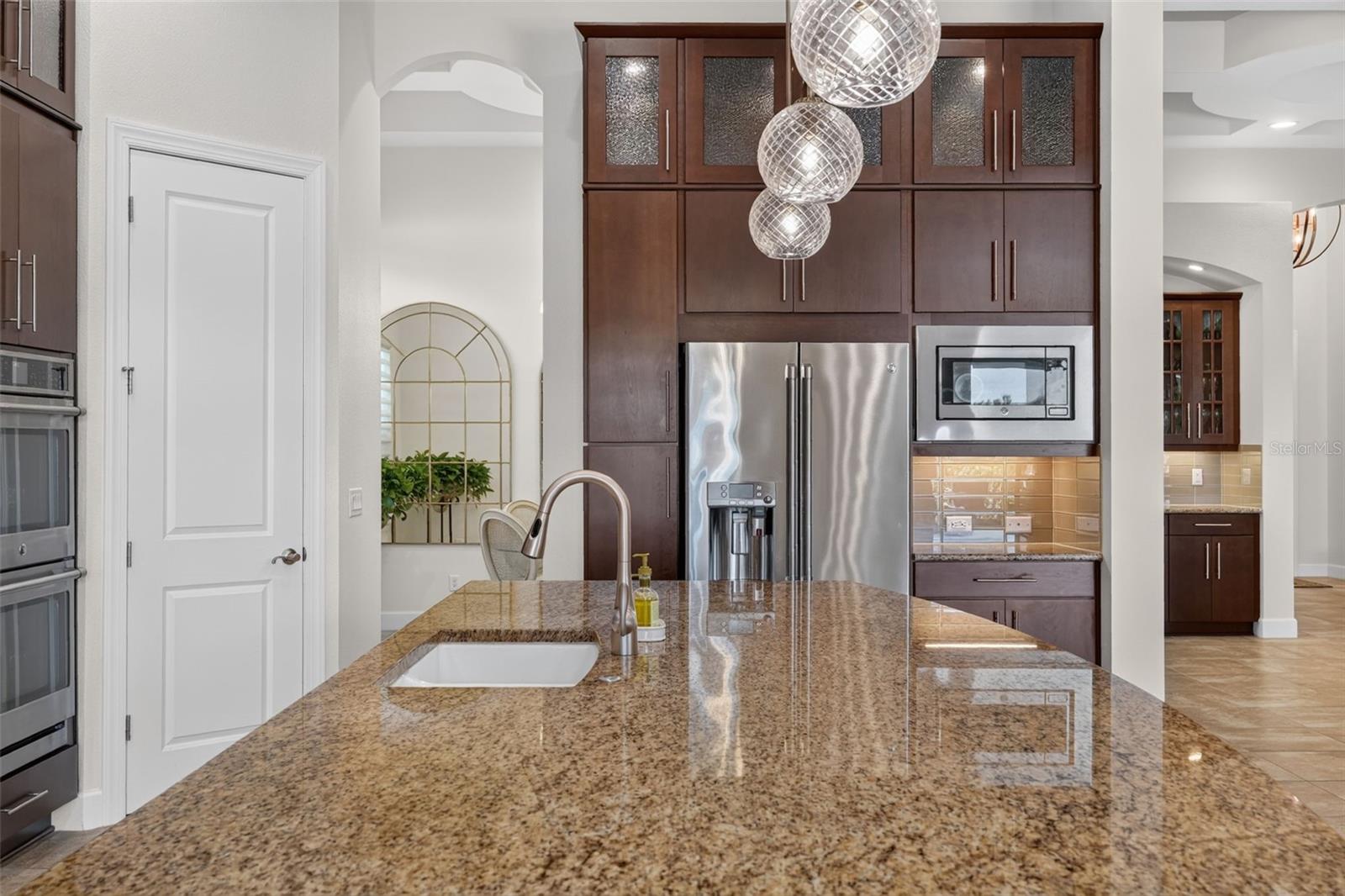4740 BENITO COURT, Bradenton, FL 34211
