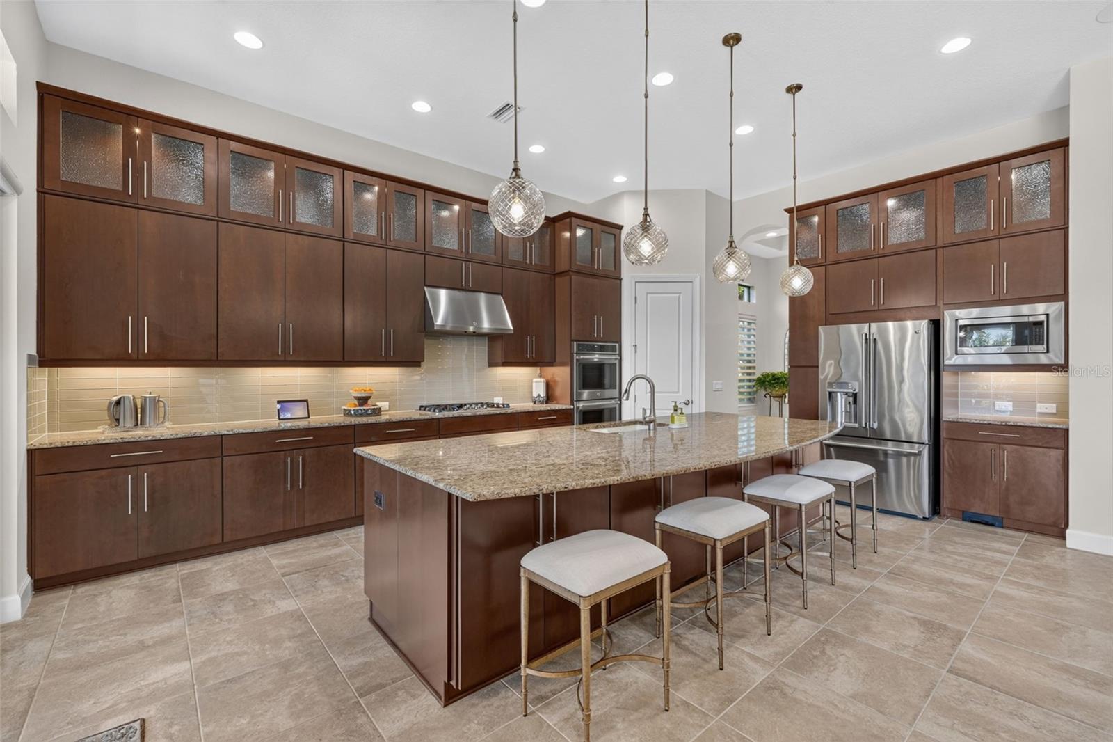 4740 BENITO COURT, Bradenton, FL 34211