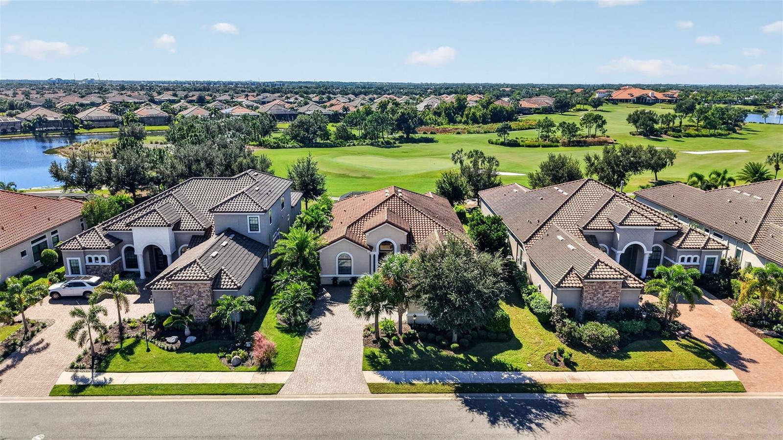 4740 BENITO COURT, Bradenton, FL 34211