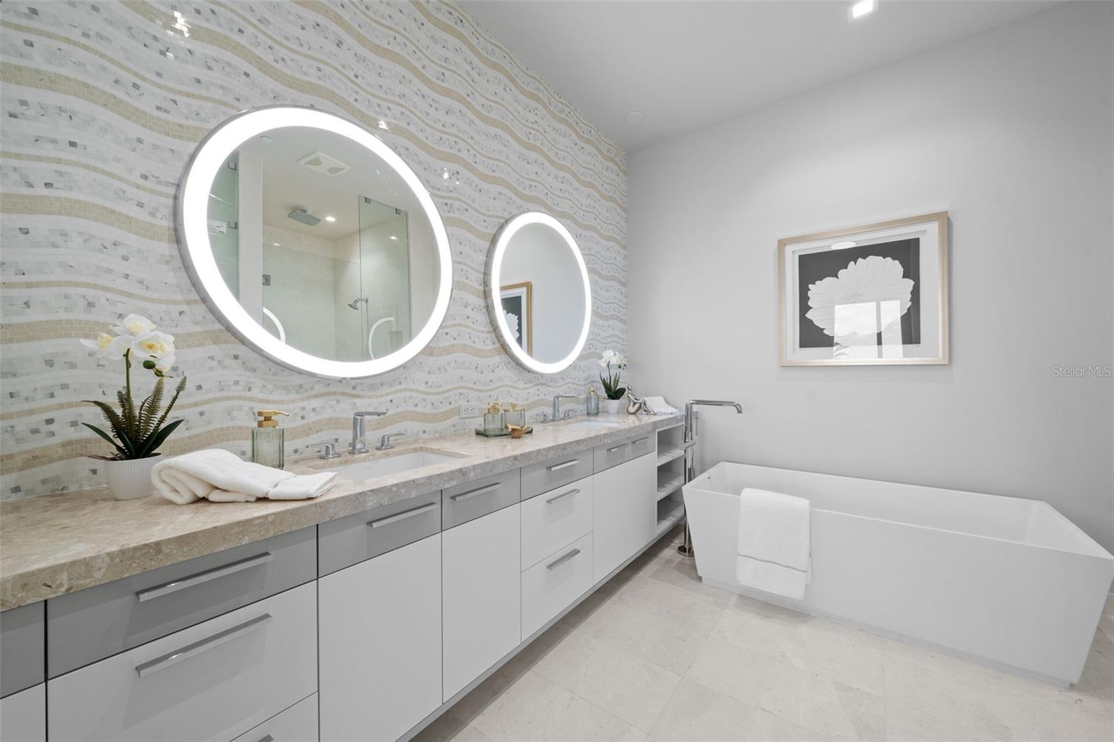 1591 GULF OF MEXICO DRIVE, #515, Longboat Key, FL 34228