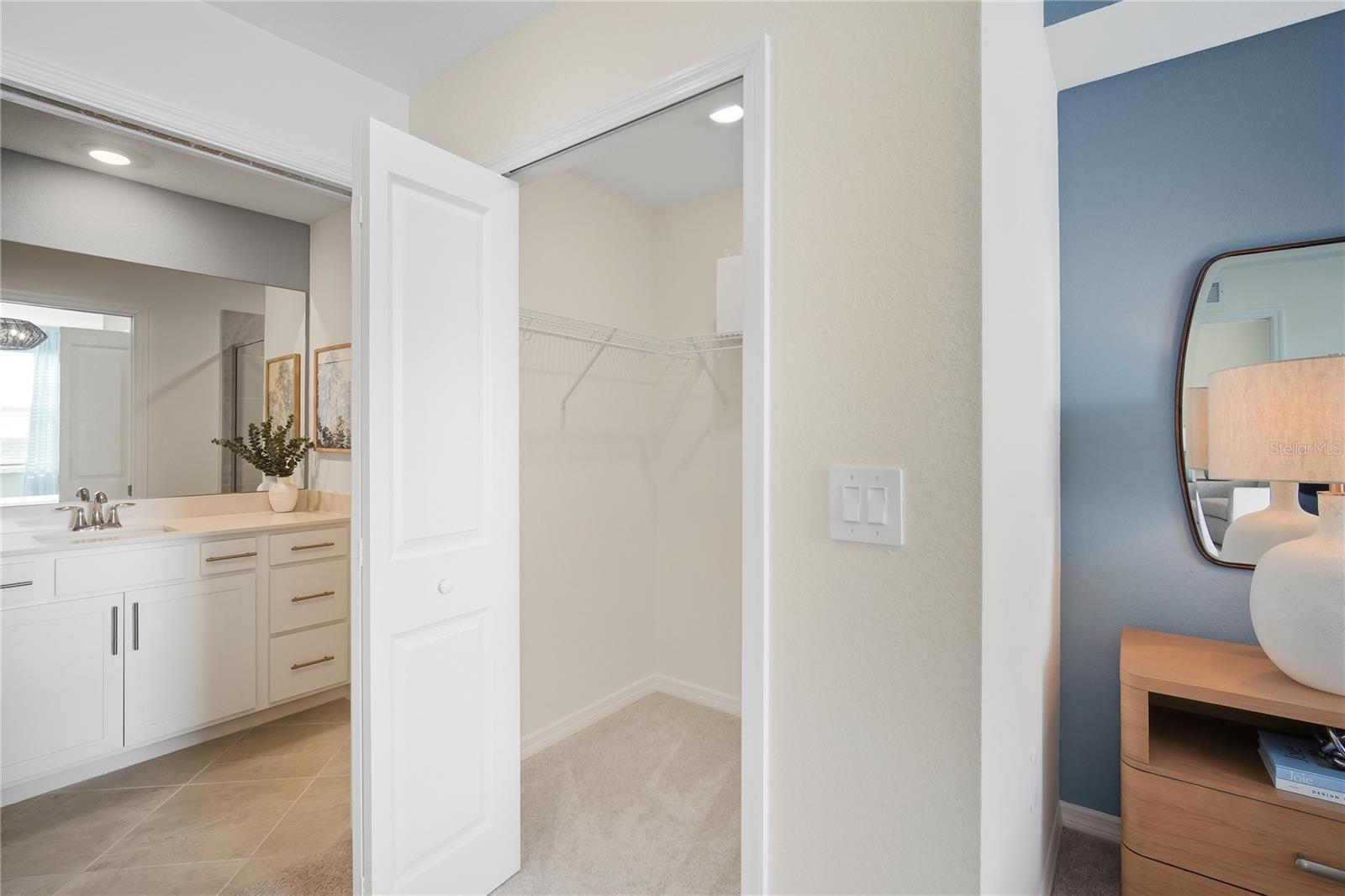 17660 OPAL SAND DRIVE, #204, Venice, FL 34293