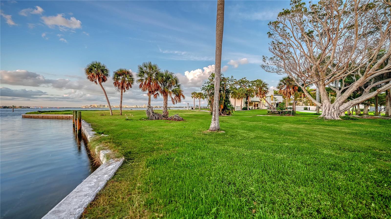 609 NORSOTA WAY, Sarasota, FL 34242