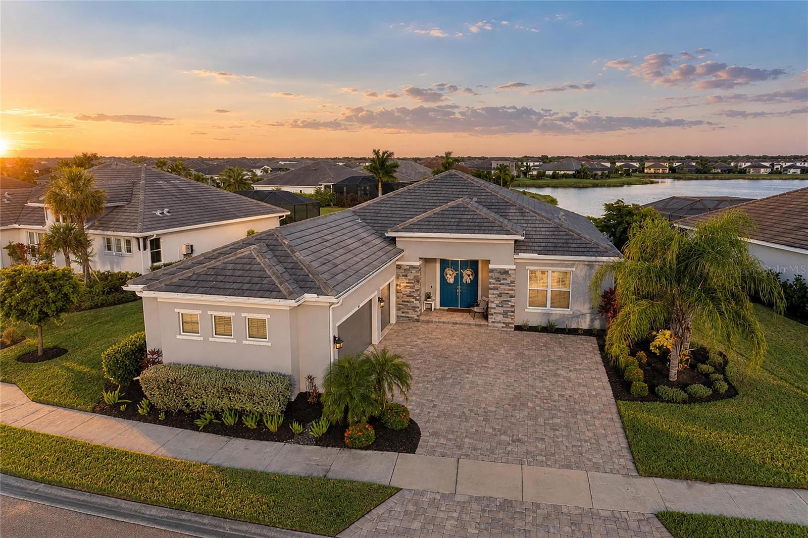 4624 ANTRIM DRIVE, Sarasota, FL 34240