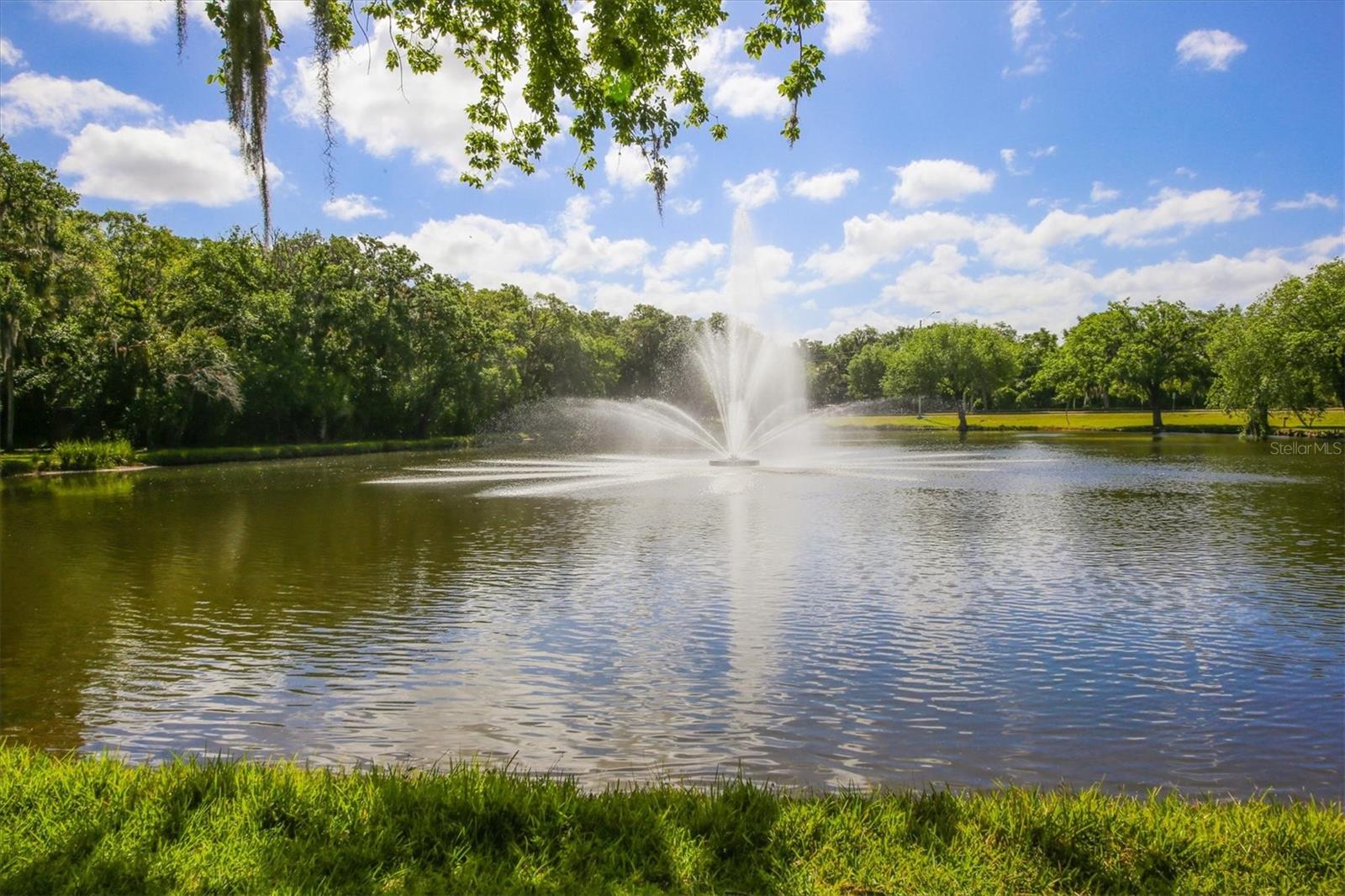 5246 LAKE VILLAGE DRIVE, #58, Sarasota, FL 34235