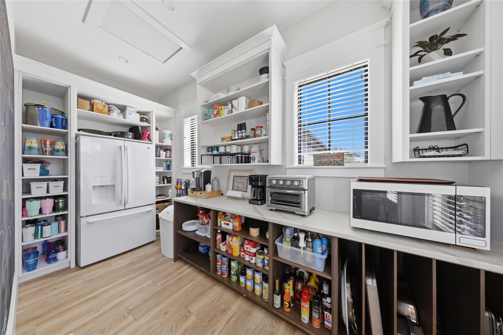 1707 PALMA SOLA BOULEVARD, Bradenton, FL 34209