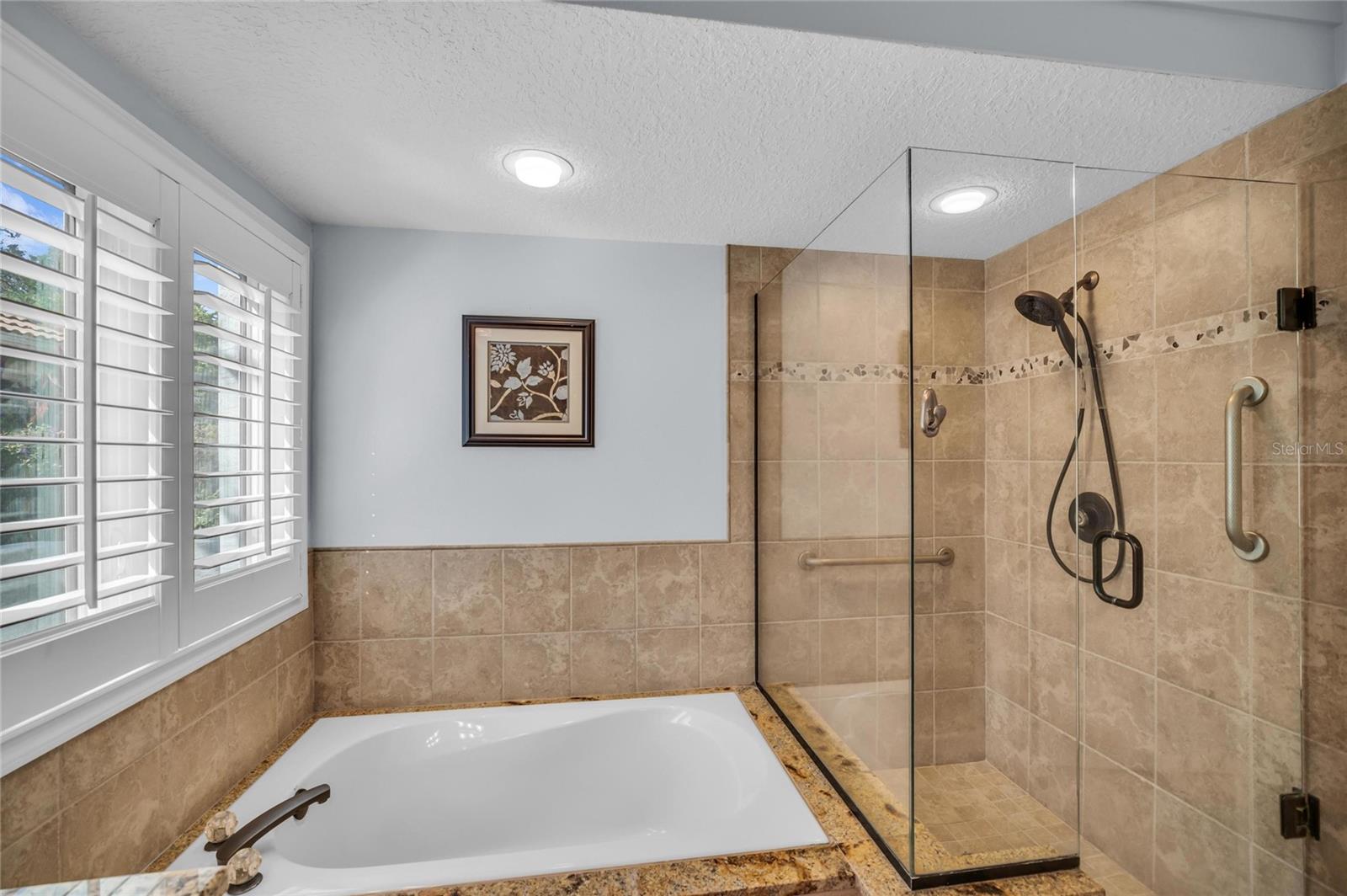 8722 54TH AVENUE E, Bradenton, FL 34211