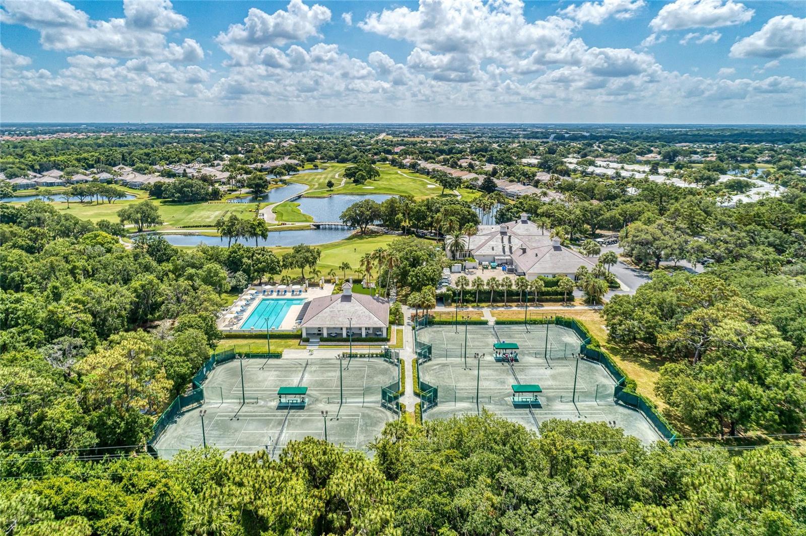 8722 54TH AVENUE E, Bradenton, FL 34211