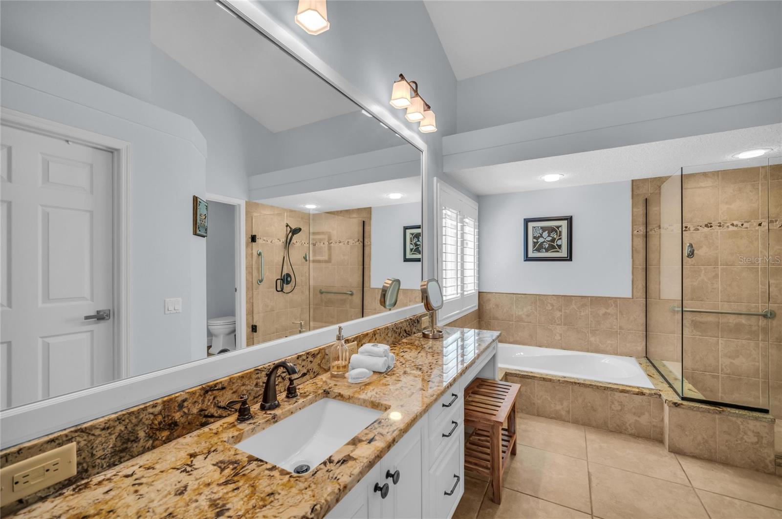 8722 54TH AVENUE E, Bradenton, FL 34211