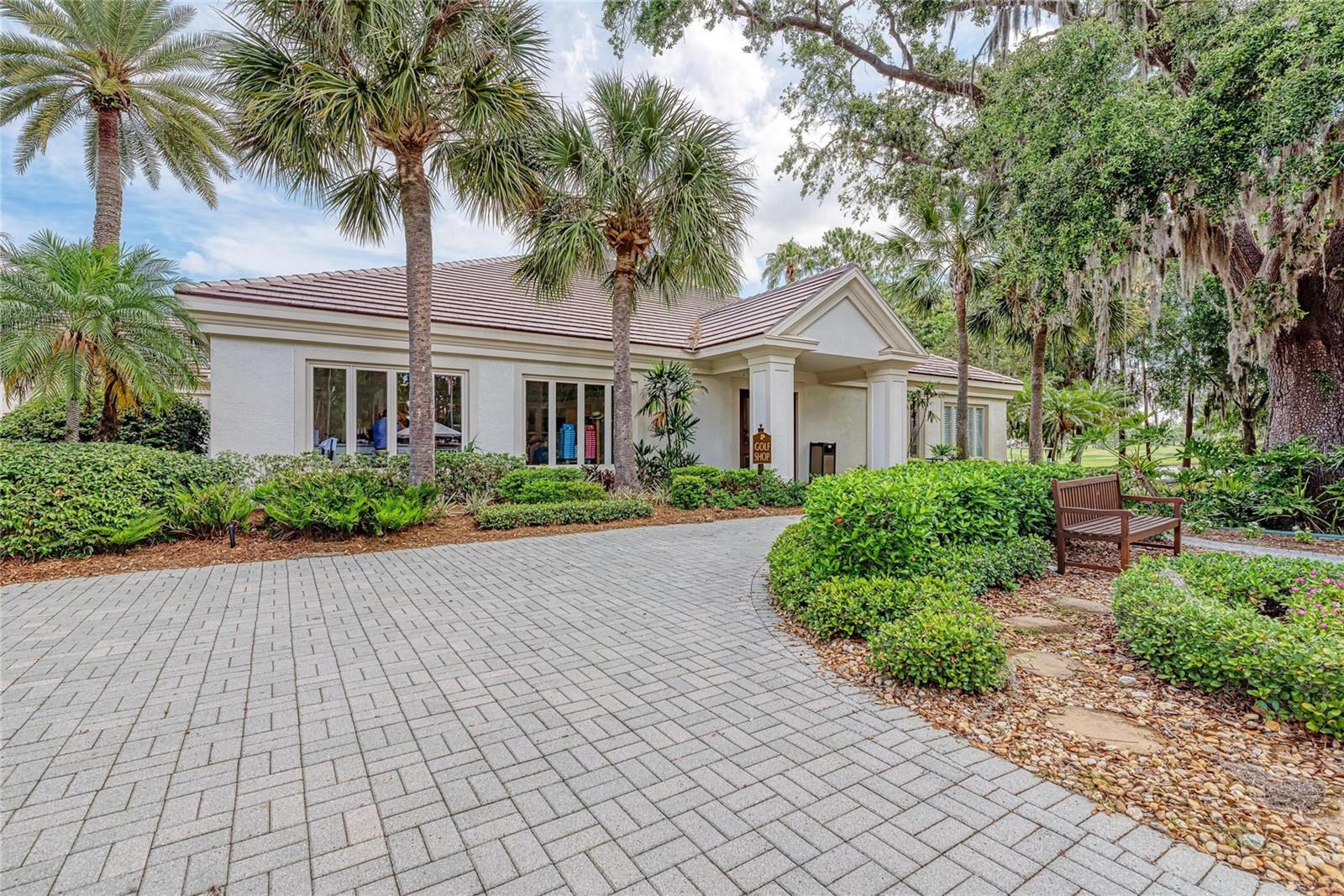 8722 54TH AVENUE E, Bradenton, FL 34211