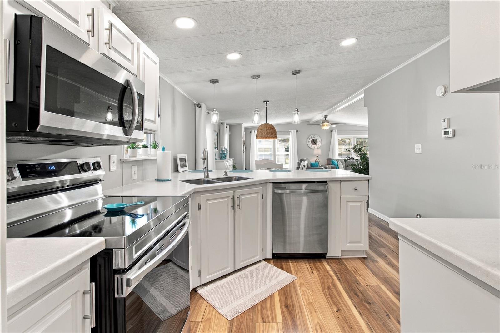 105 MEADOW CIRCLE, Ellenton, FL 34222