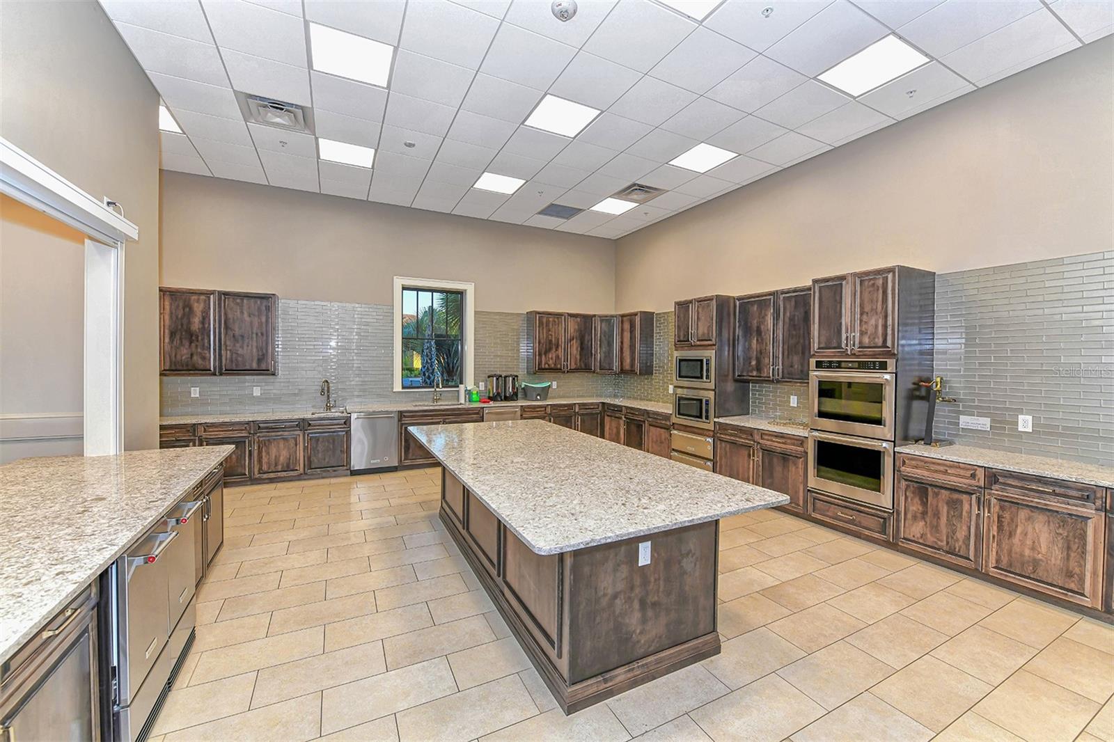 16925 PELHAM PLACE, Bradenton, FL 34202