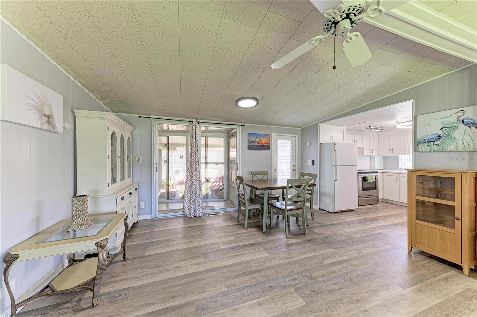 4924 OAKLAND HILLS AVENUE, Sarasota, FL 34234