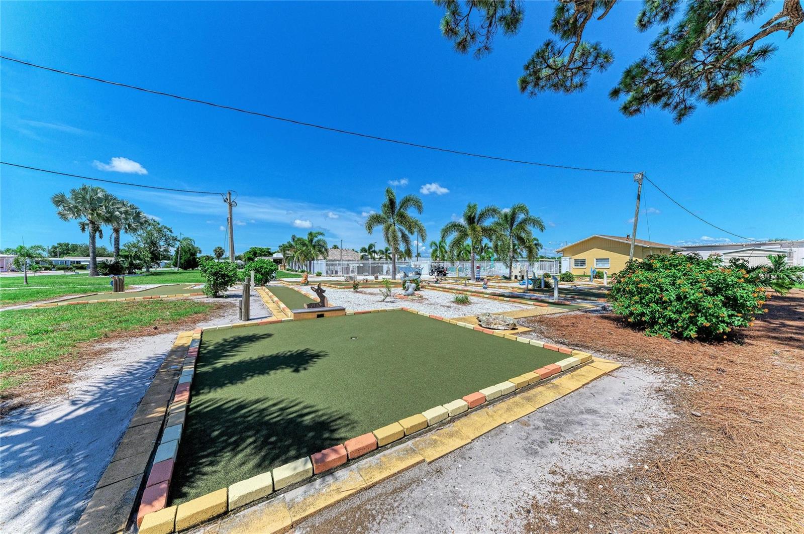 4924 OAKLAND HILLS AVENUE, Sarasota, FL 34234