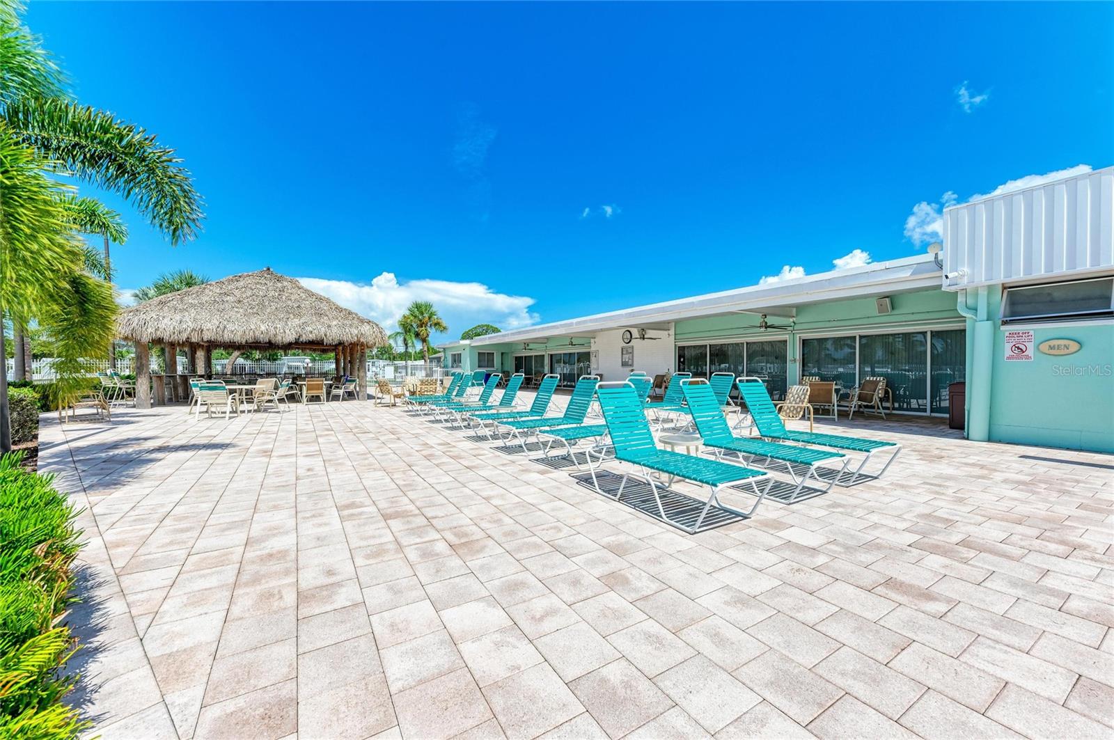 4924 OAKLAND HILLS AVENUE, Sarasota, FL 34234