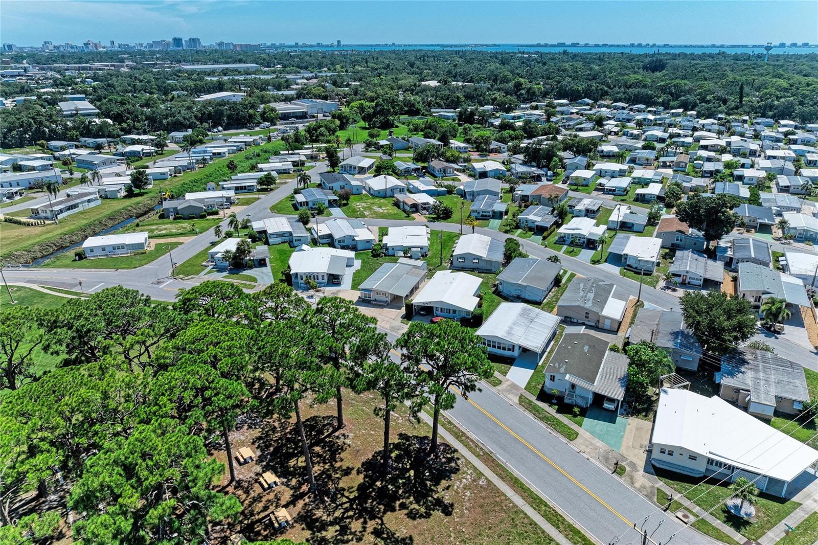 4924 OAKLAND HILLS AVENUE, Sarasota, FL 34234