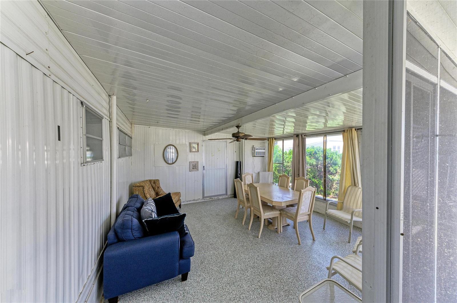 4924 OAKLAND HILLS AVENUE, Sarasota, FL 34234