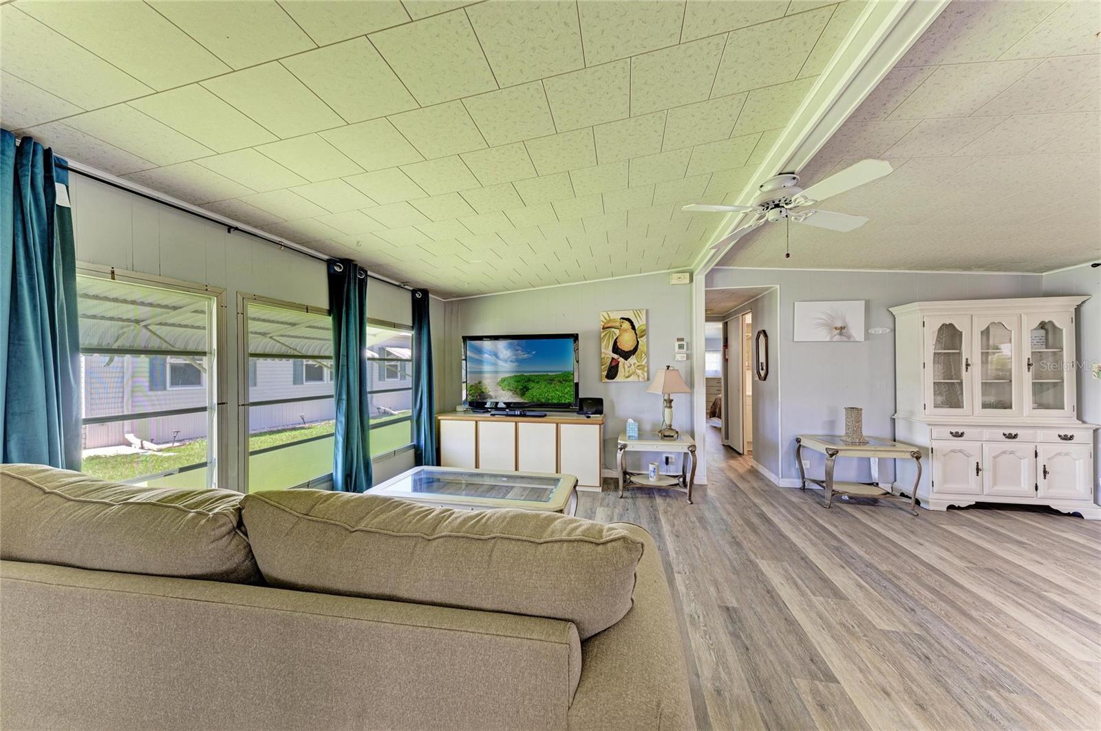 4924 OAKLAND HILLS AVENUE, Sarasota, FL 34234
