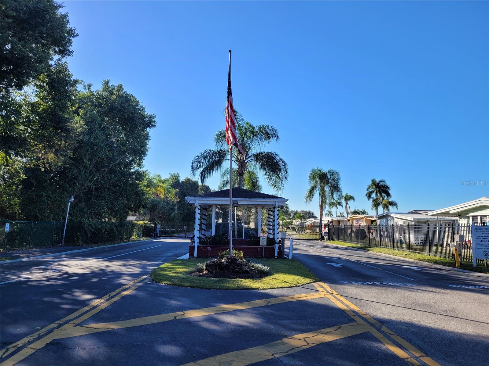 3218 SUMAC TERRACE, Sarasota, FL 34237