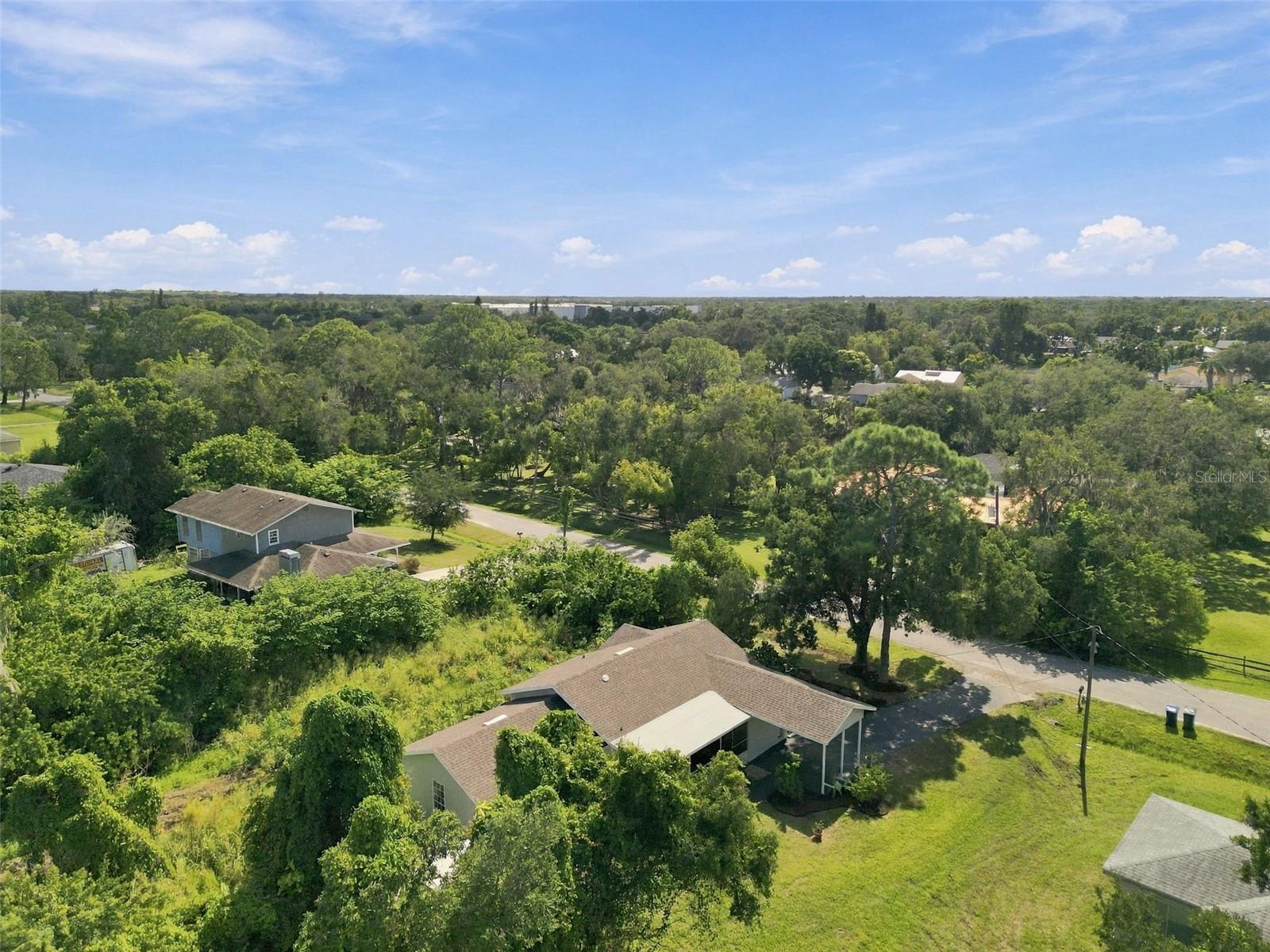 2115 55TH AVENUE E, Bradenton, FL 34203