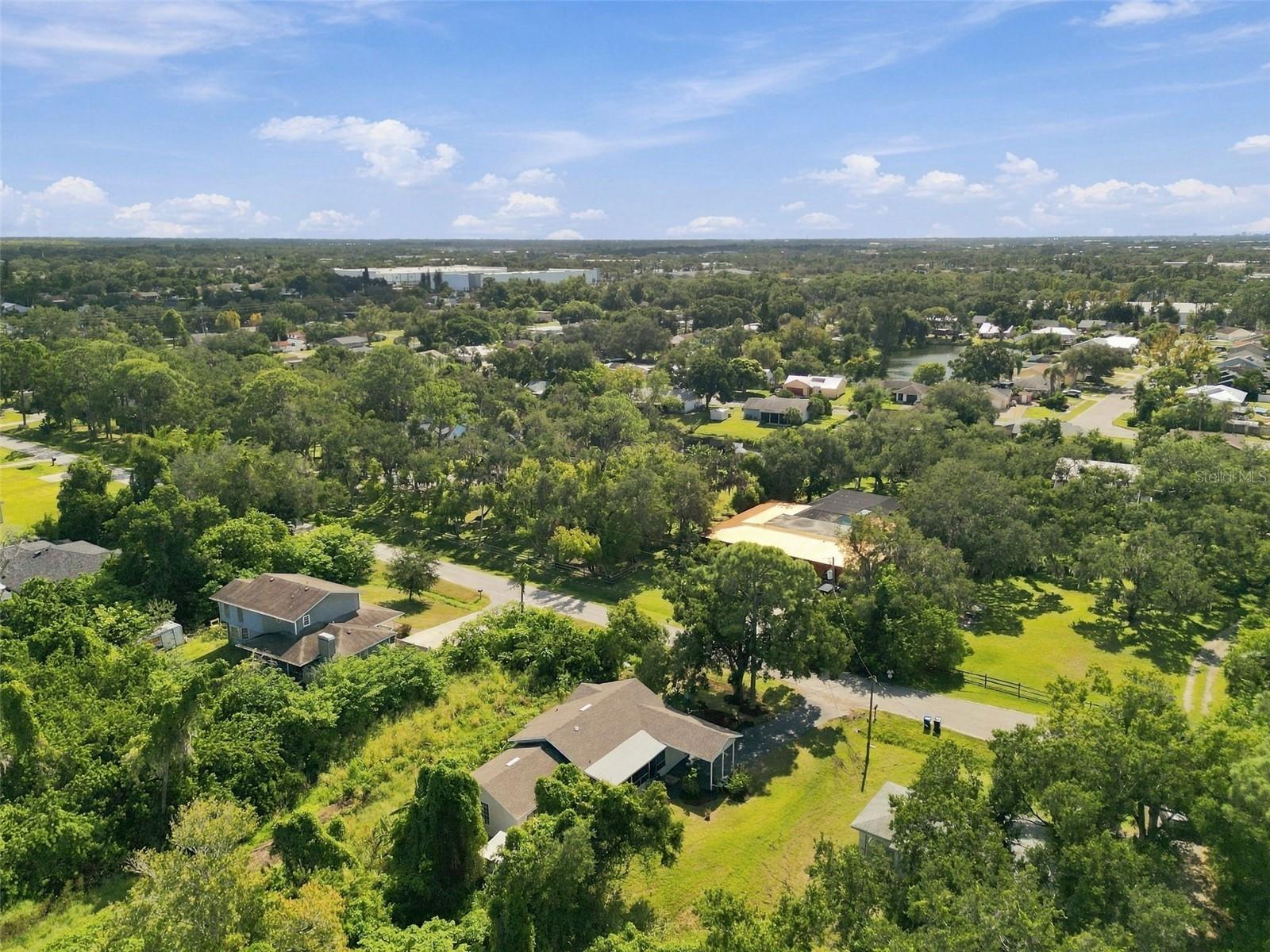 2115 55TH AVENUE E, Bradenton, FL 34203