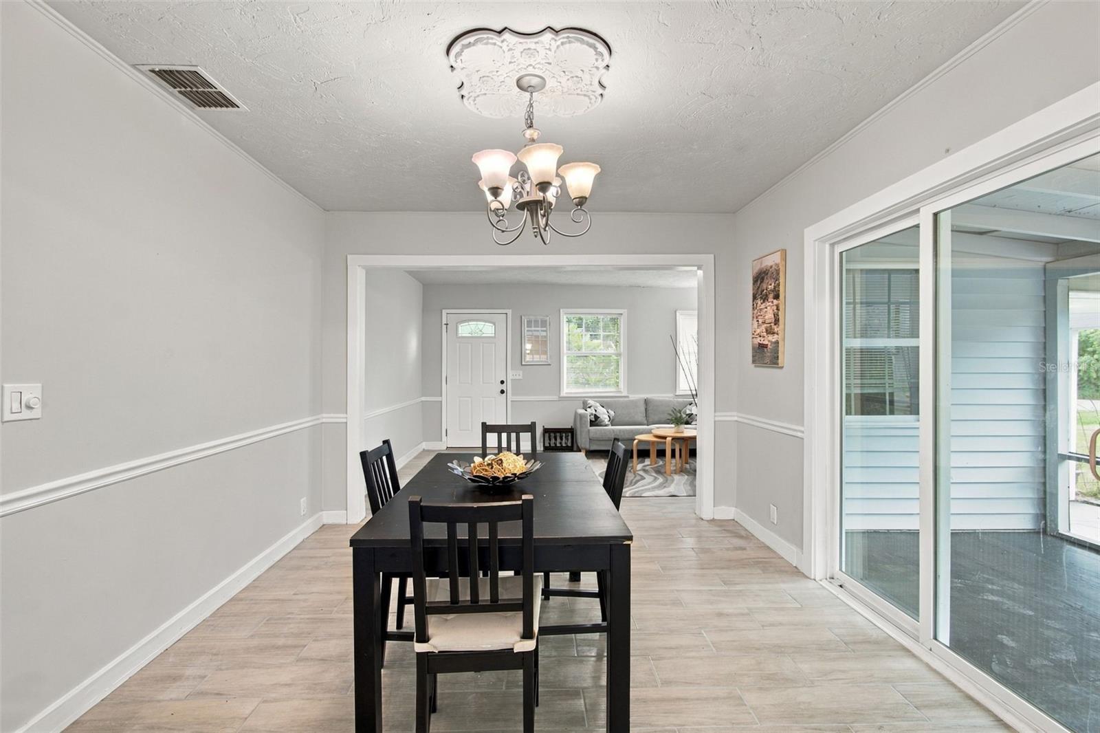 2115 55TH AVENUE E, Bradenton, FL 34203